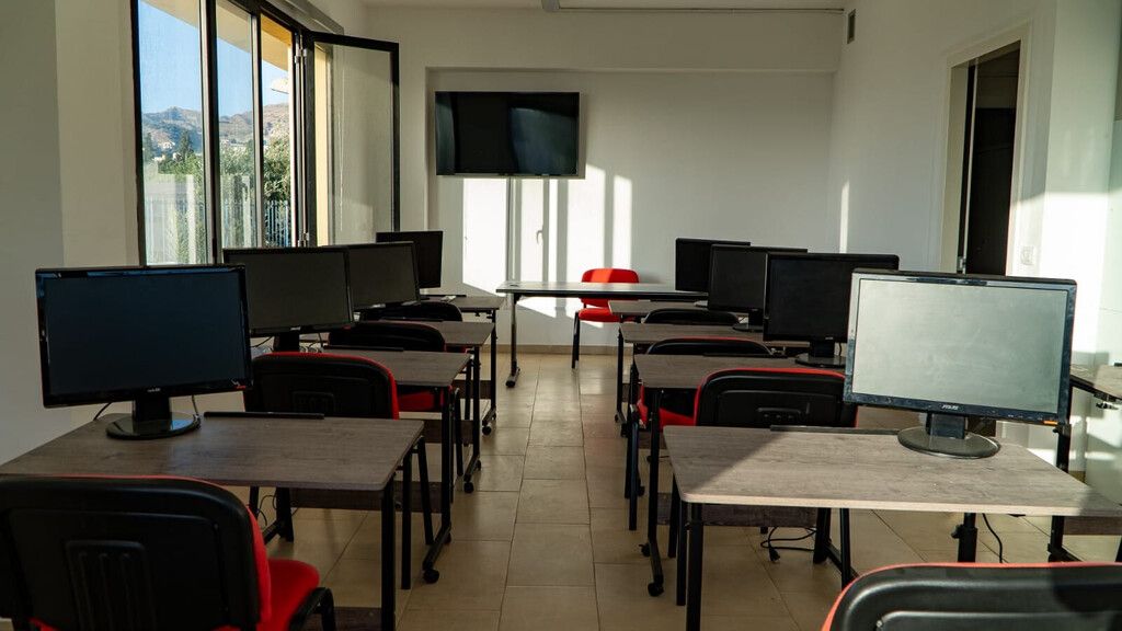 Un’aula didattica di ROM 1995 – foto 1 di 4
