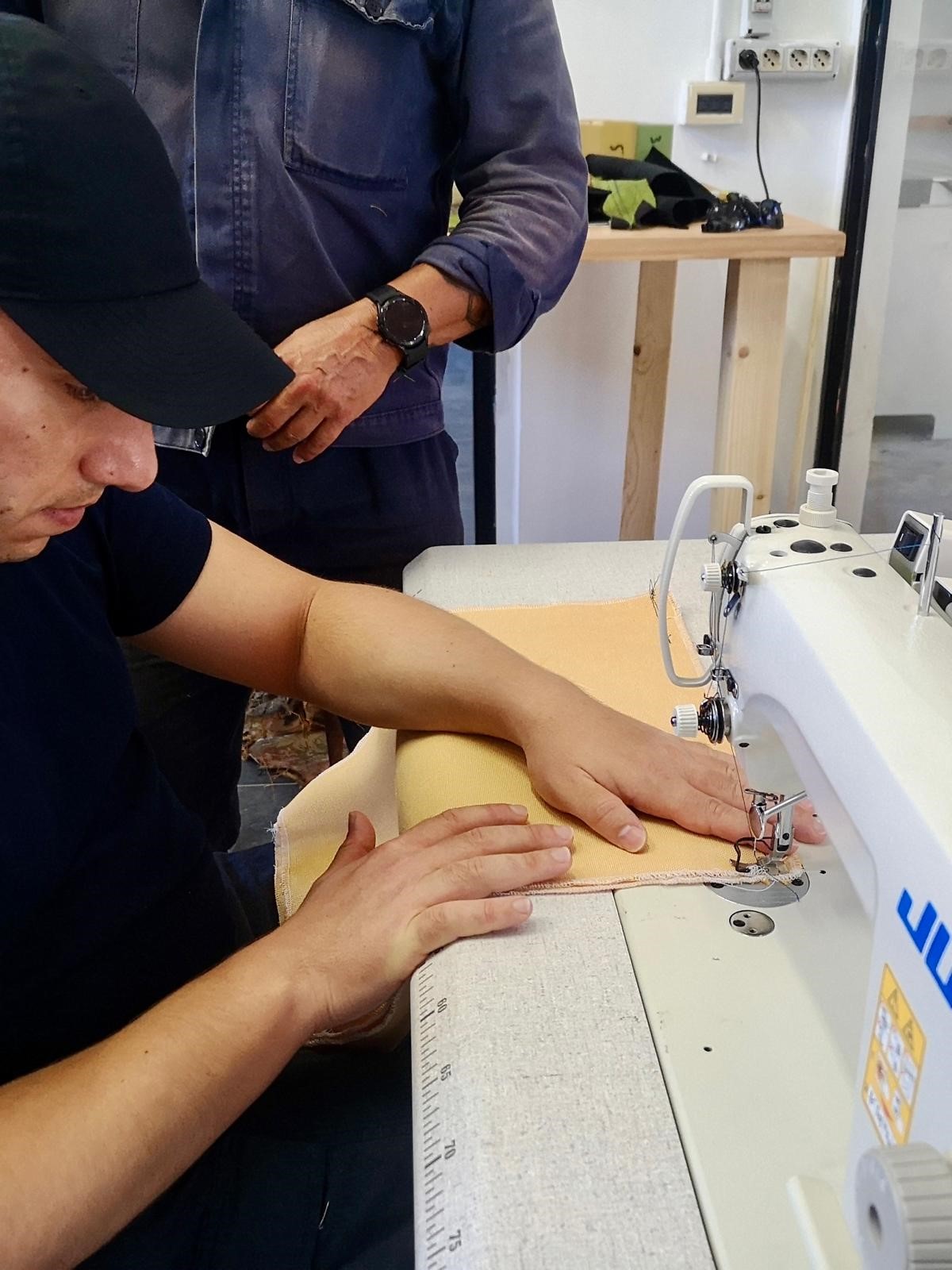 Laboratorio di tappezzeria